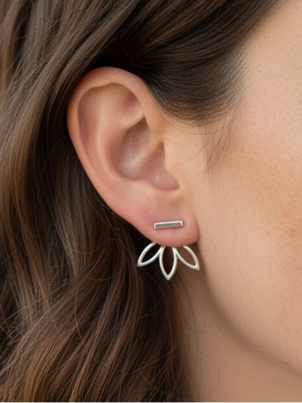 Minimalist Boho Indie Leaf/Flower Stud Earrings - Picture 1 of 5